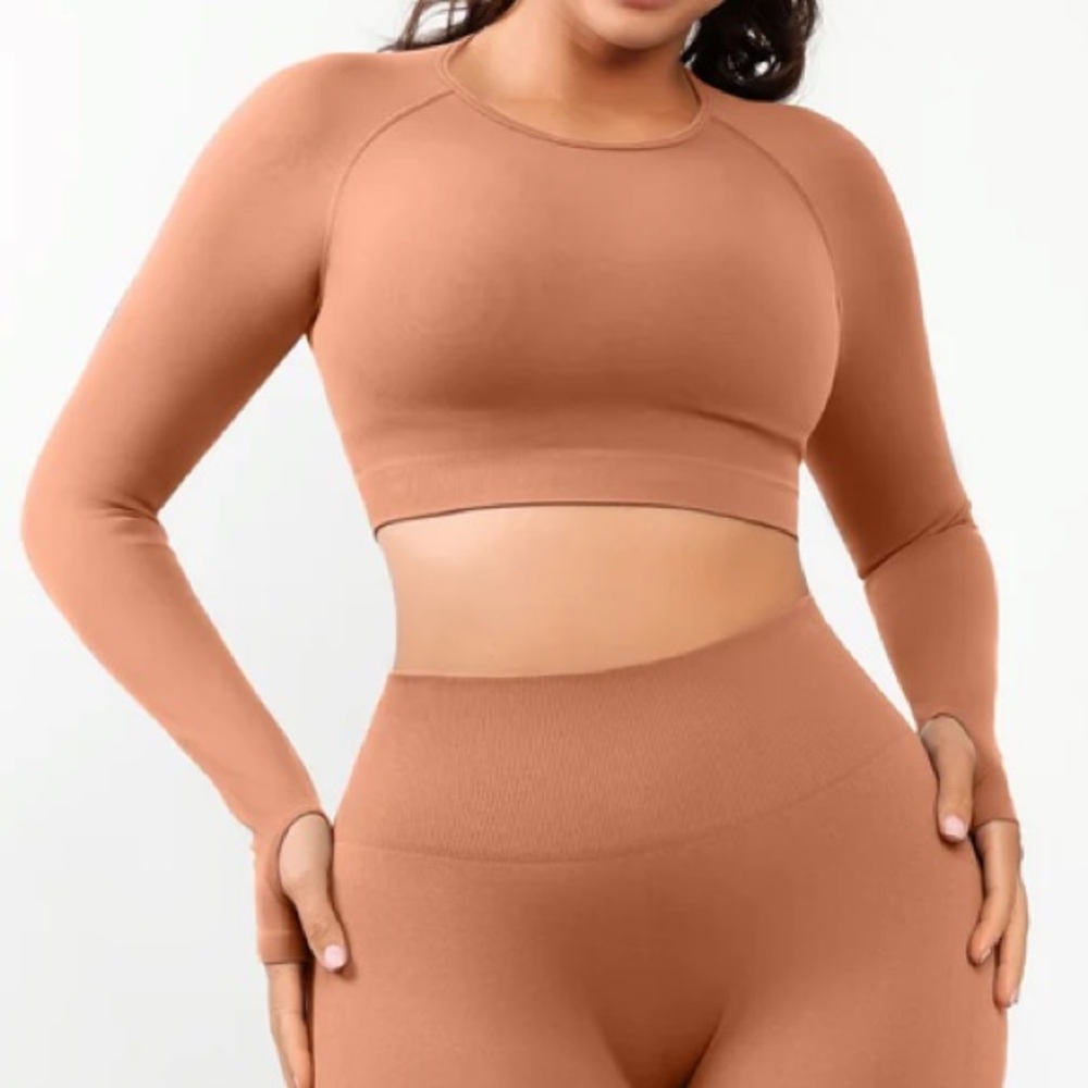 Women's Tan Activewear Set - Picture 6 of 8